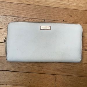 Kate Spade women’s wallet